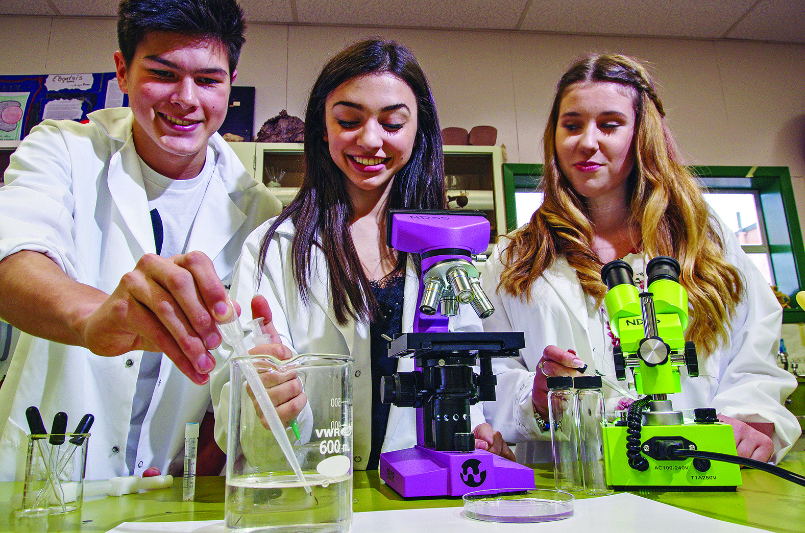 Donor Advised Fund at Vancouver Foundation Helps Megan Poteryko, Parker Davie, and Abigail Sitler with Science Experiment.